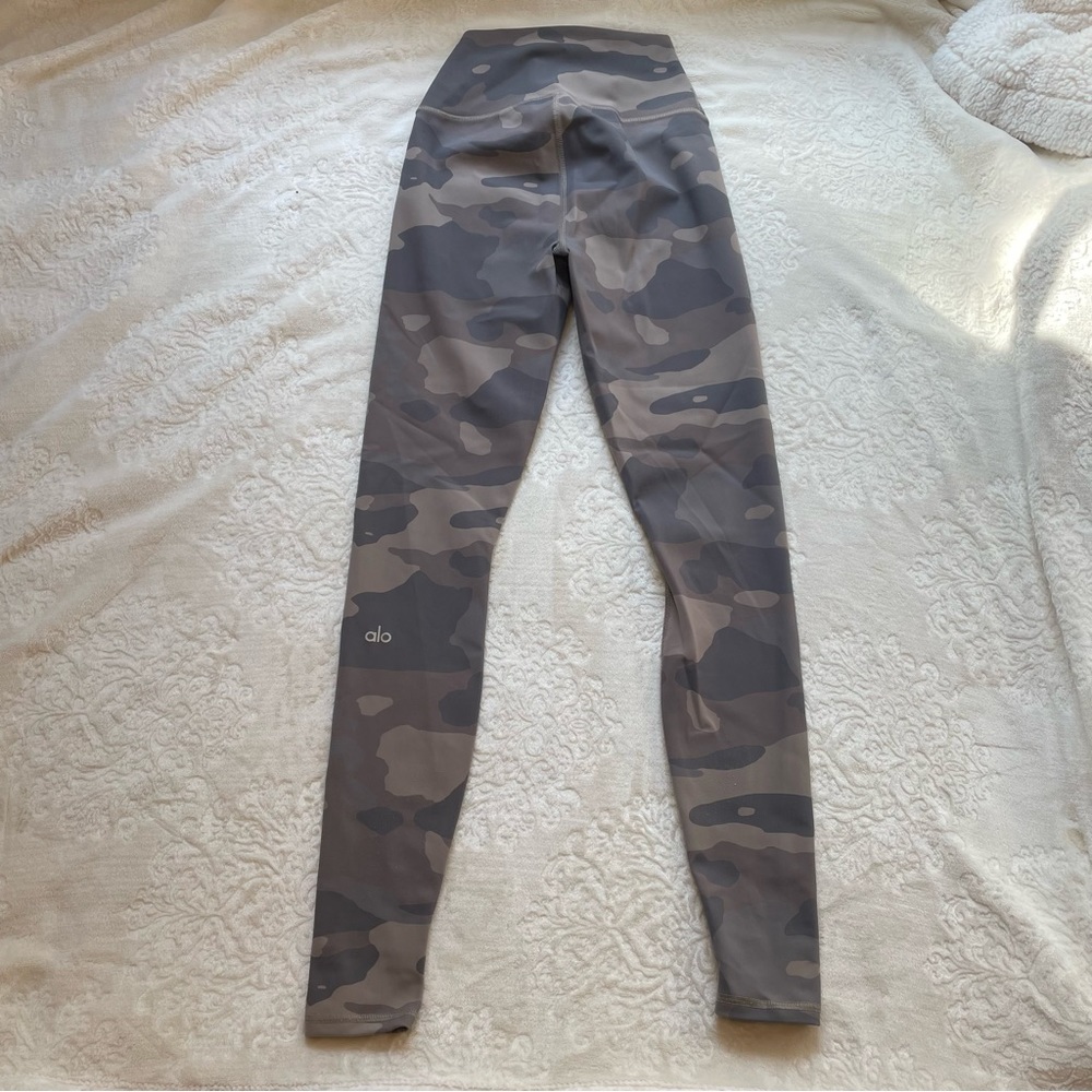 ALO Yoga Camo Leggings
